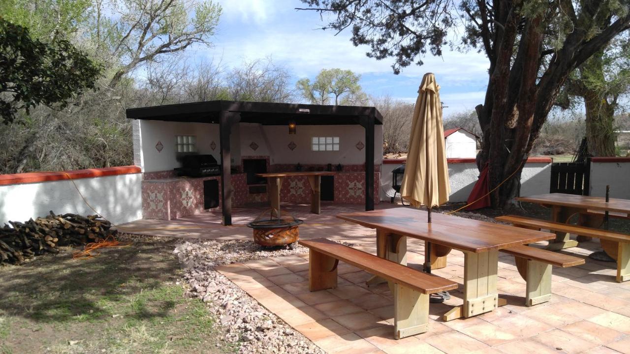 Rancho Santa Cruz Bed & Breakfast Tubac Bagian luar foto